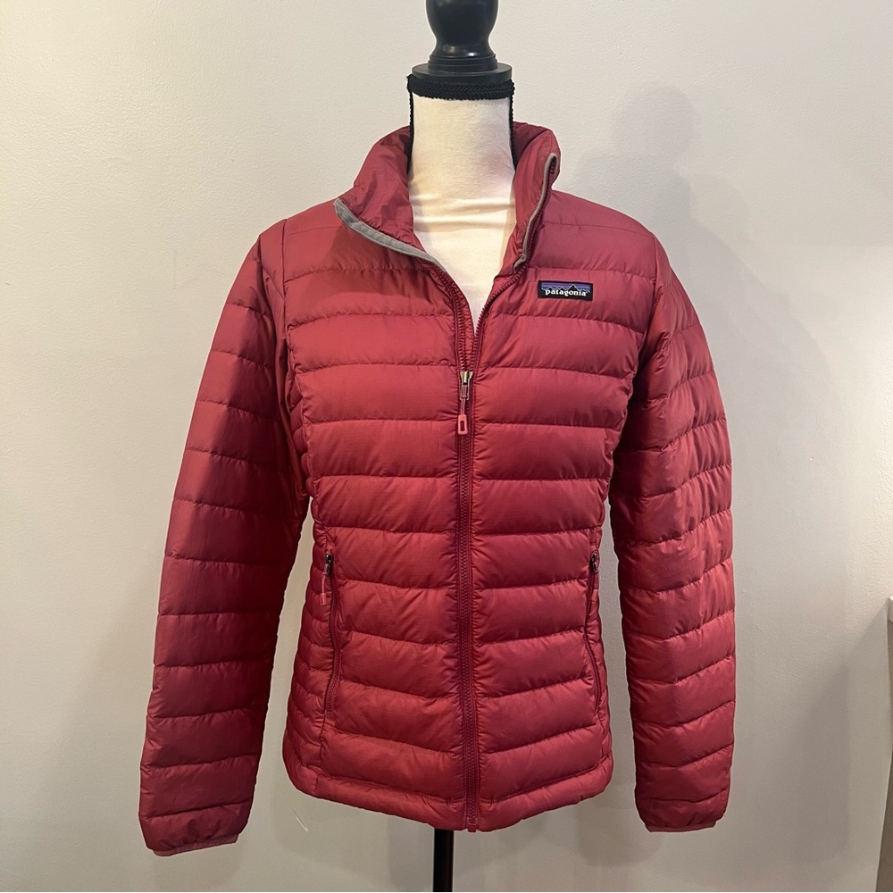 Patagonia Women's Down Sweater Puffer Jacket - Red Rasberry